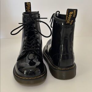 Dr. Martens Kid’s Black Patent Leather Boots Size 3/ EU 34